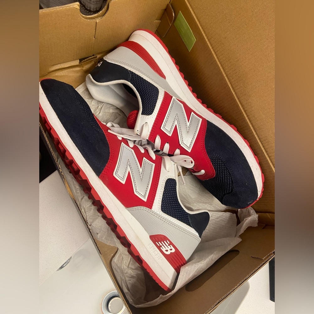 New Balance 574 (Mens, size 13)
